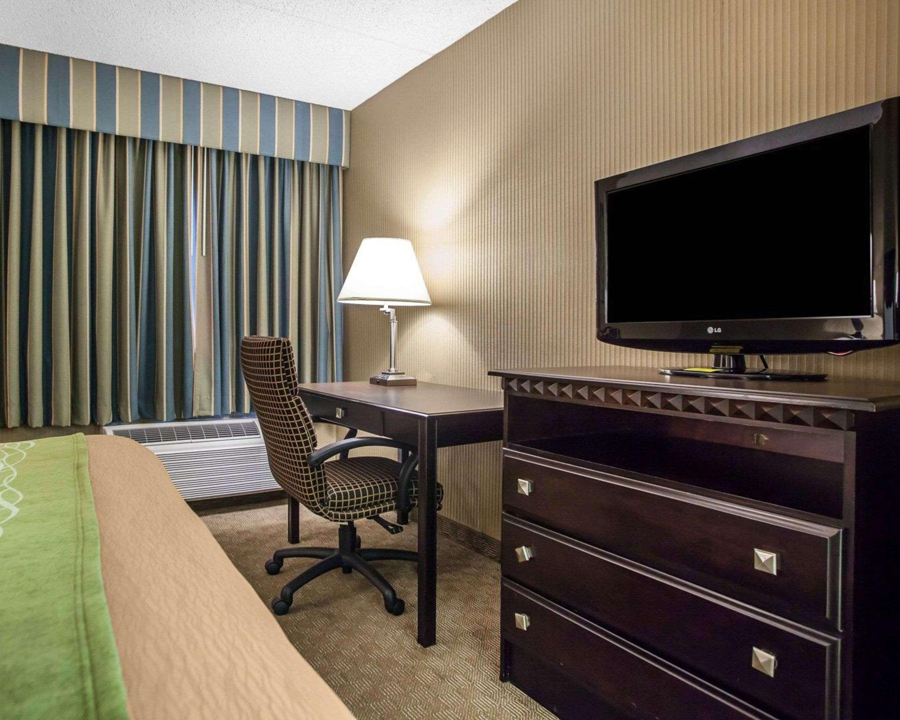 Comfort Inn Edison - New Brunswick Exteriér fotografie