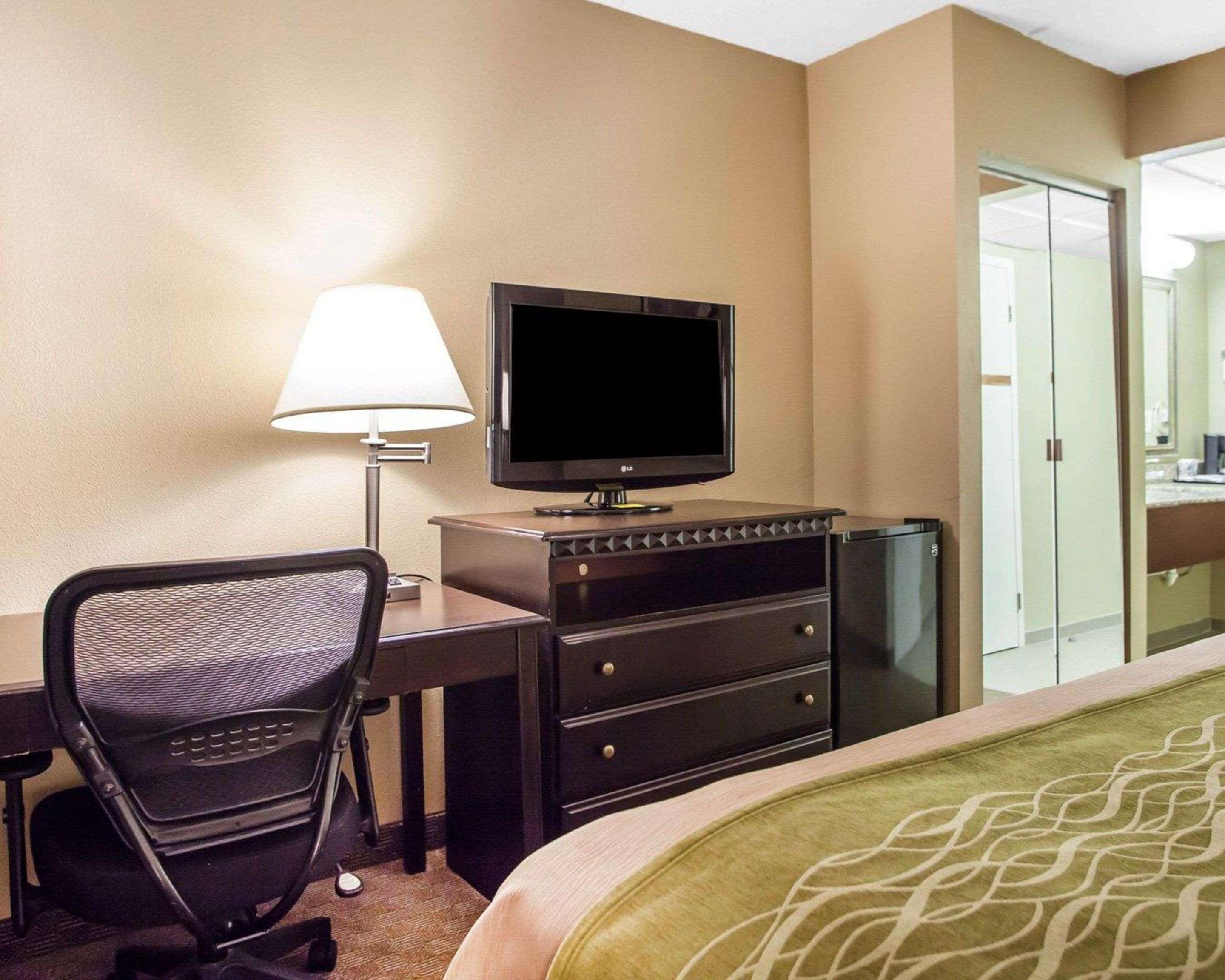 Comfort Inn Edison - New Brunswick Exteriér fotografie