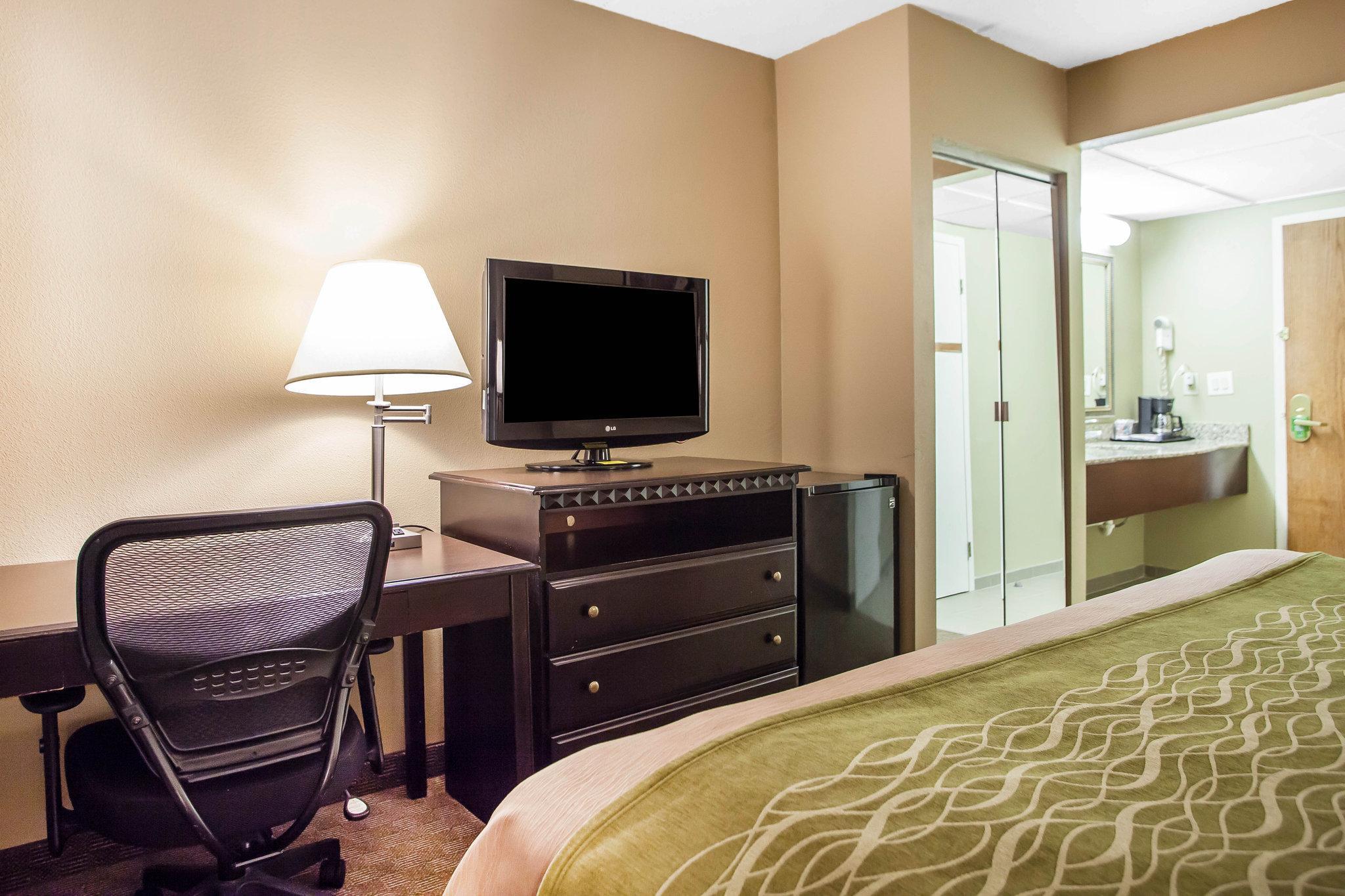Comfort Inn Edison - New Brunswick Exteriér fotografie